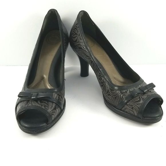 Nurture “Sandee” Tooled Leather Peep Toe Heels Size 7. S742 - Picture 1 of 5